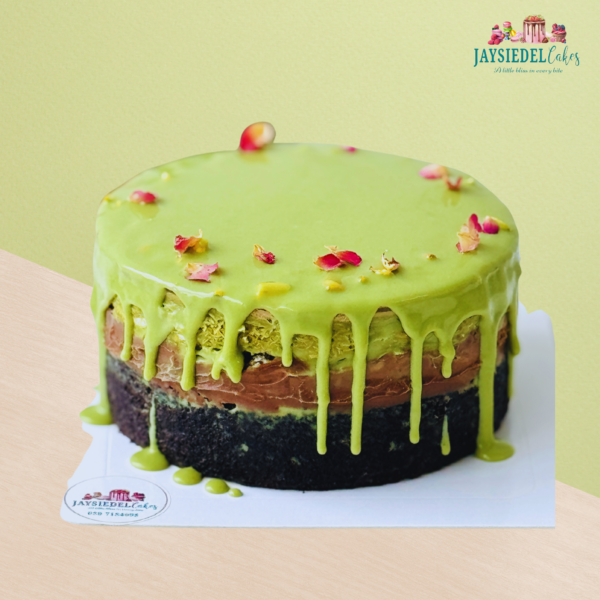 ChocoKunafa Pistachio Pavlova 1kg