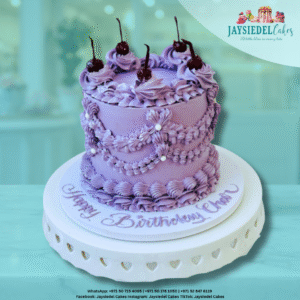 Timeless Lace Vintage Cake